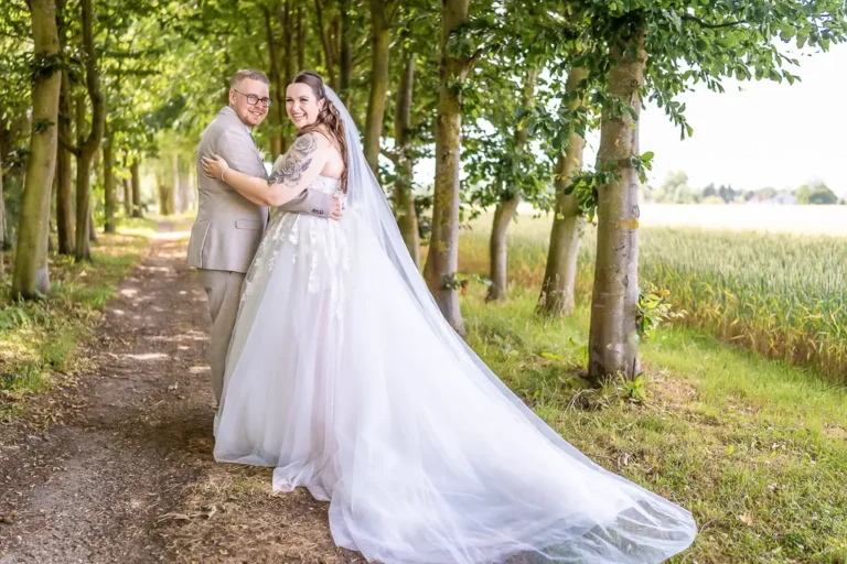 Hochzeitsfoto in Lensahn Ostholstein von Fotografin und Mamarazzi Marianne Schreier